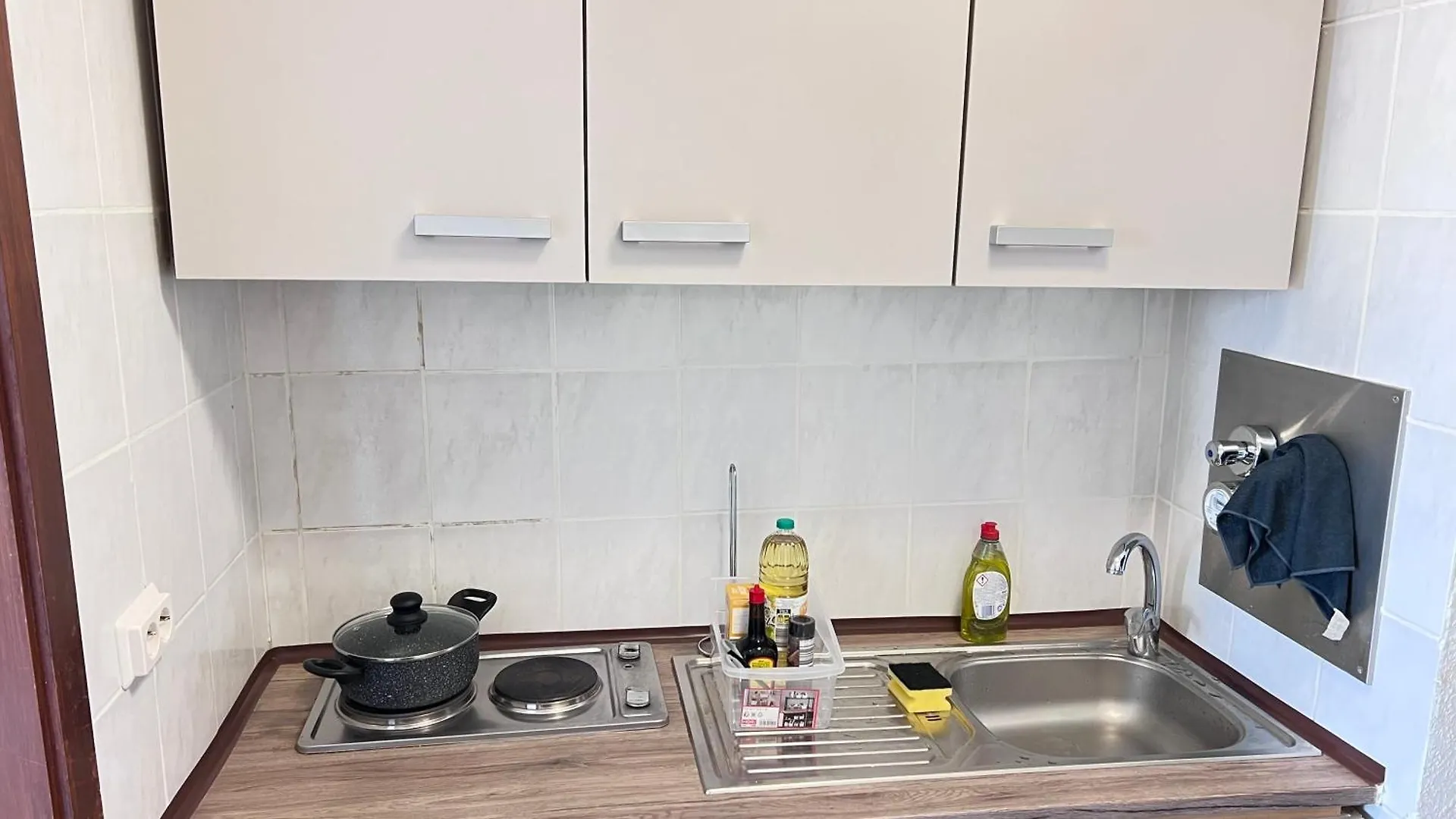 Apartment Ferienwohnungen In Koeln 0904